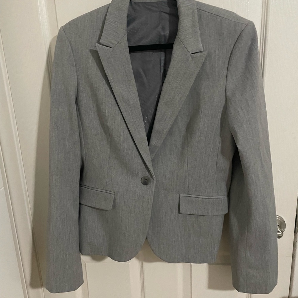 Express Light Gray Single-Button Women's Blazer - Picture 2 of 7